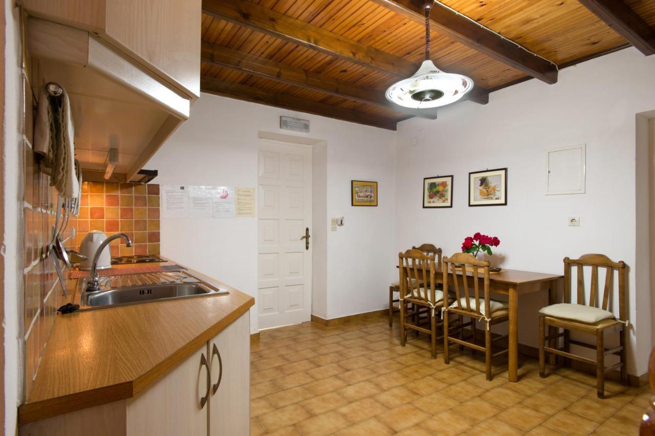 Villa Bacchus Kassiopi Corfu Bagian luar foto