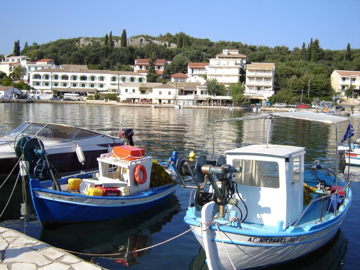 Villa Bacchus Kassiopi Corfu Bagian luar foto